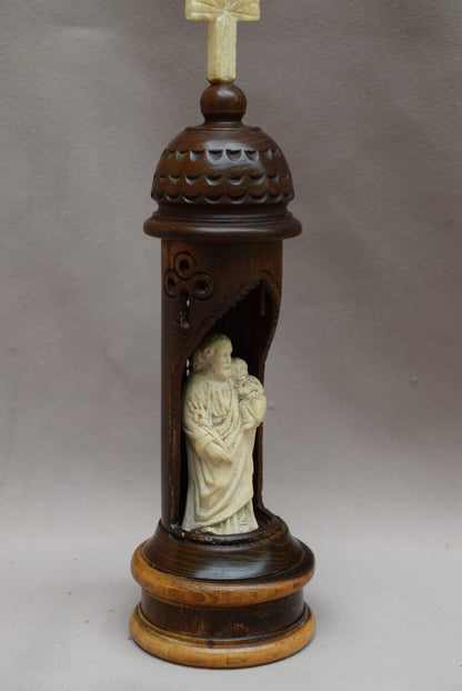 St Joseph Reliquary - Charmantiques