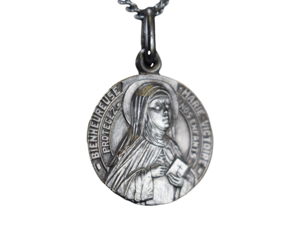 Blessed Marie Victoire Medal Child Protection Pendant - Charmantiques