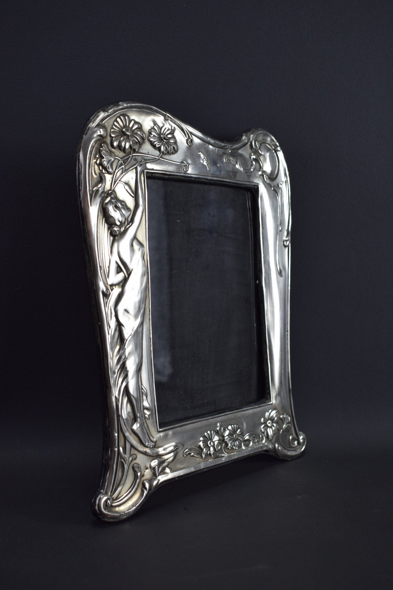 Art Nouveau Silver English Photo Frame 2