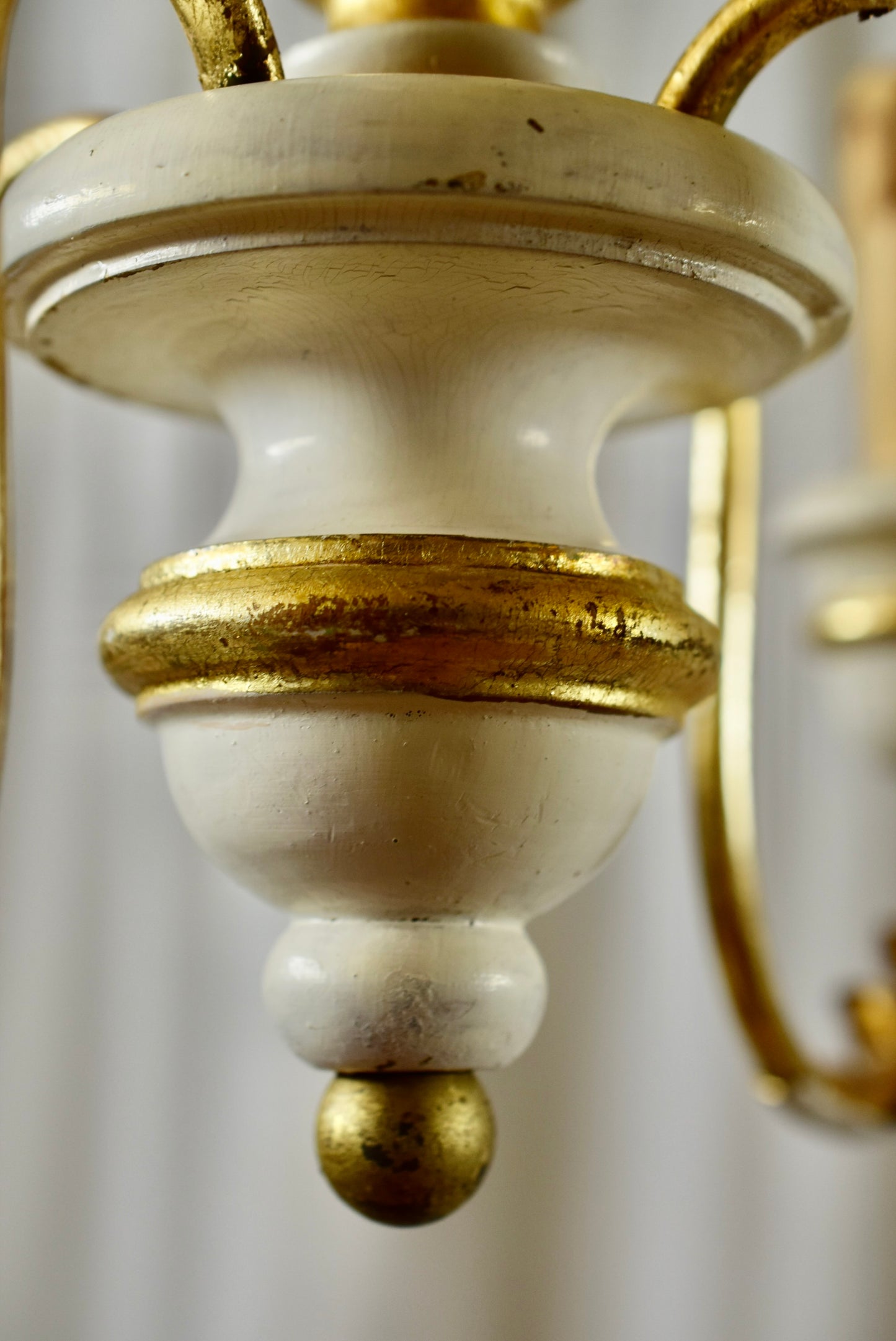 Lustre doré et blanc