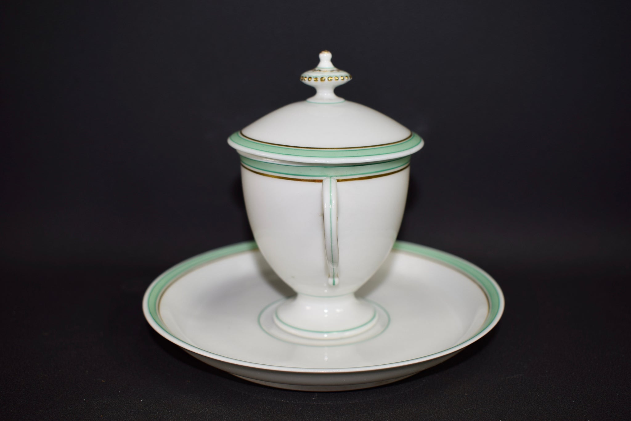 Porcelain cream cup and saucer Saint Honoré Paris N°2