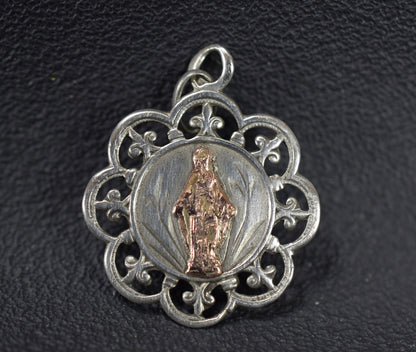Mary Openwork Medal Lys