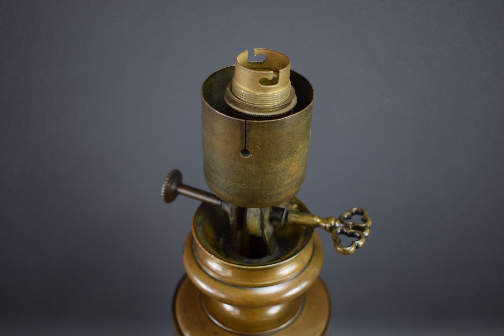 Oil Lamp Bronze Barbedienne