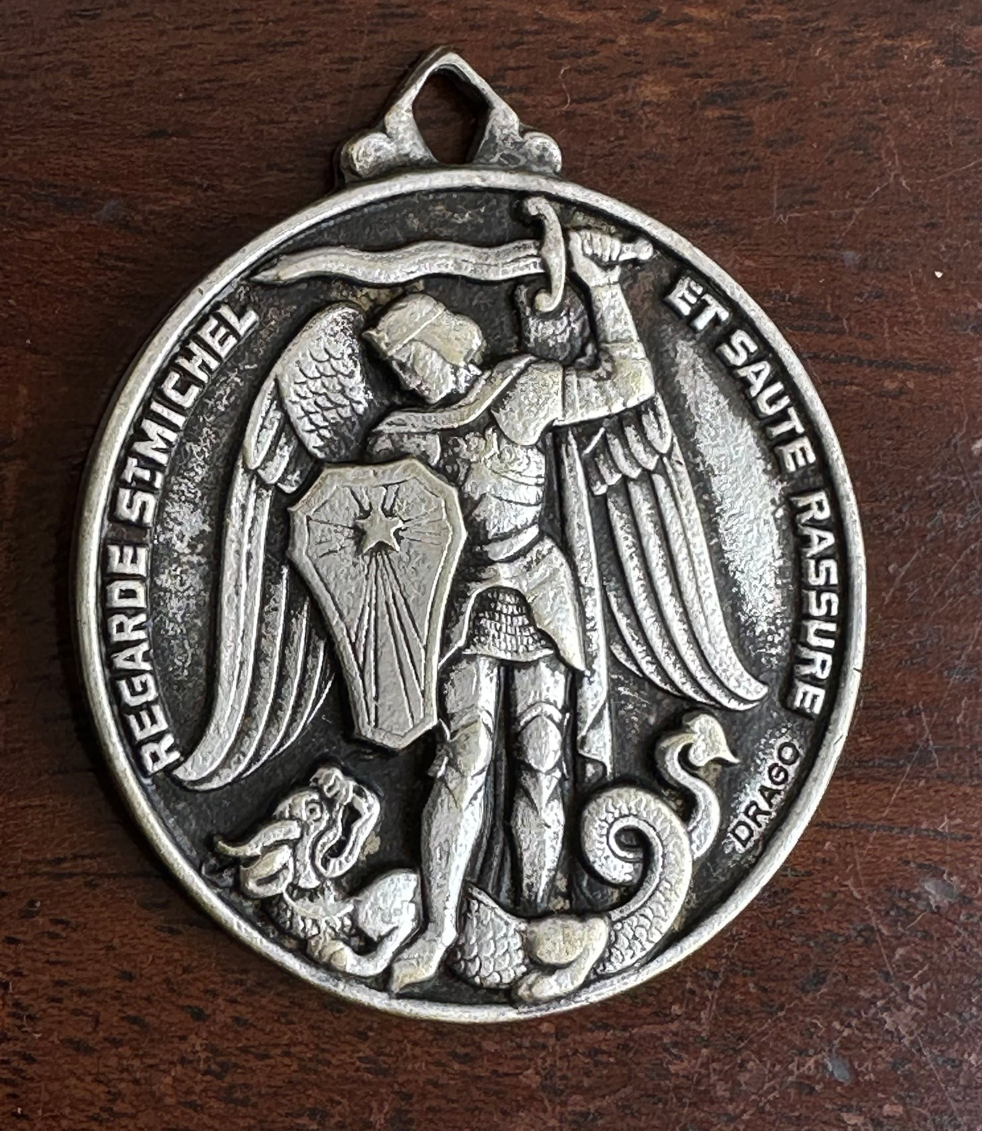 Archangel Michael Against the Dragon Medal Pendant 1.25 inches Men Parachutist 1st squadron Drago