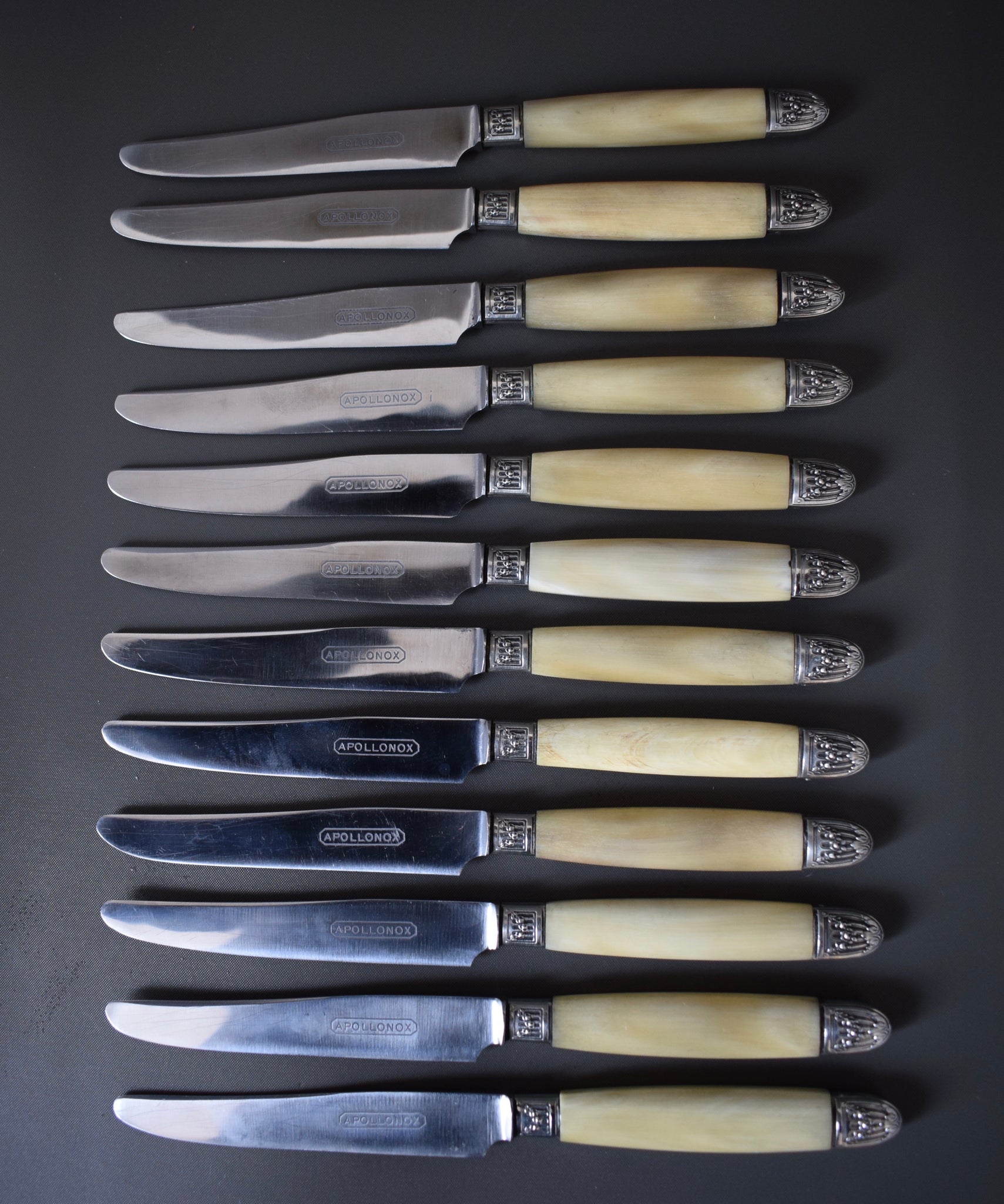 Louis XVI Knives Set - Charmantiques