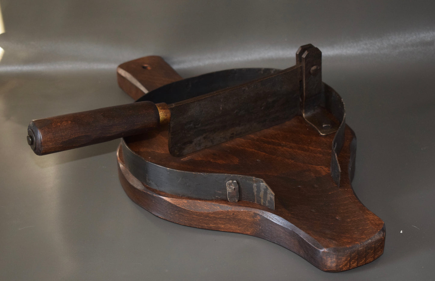 Rare Chopping Board - Charmantiques