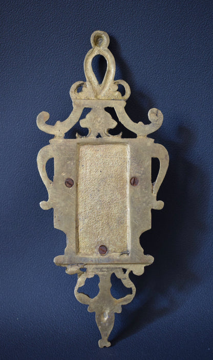 Wall Mountable Vesta - Charmantiques