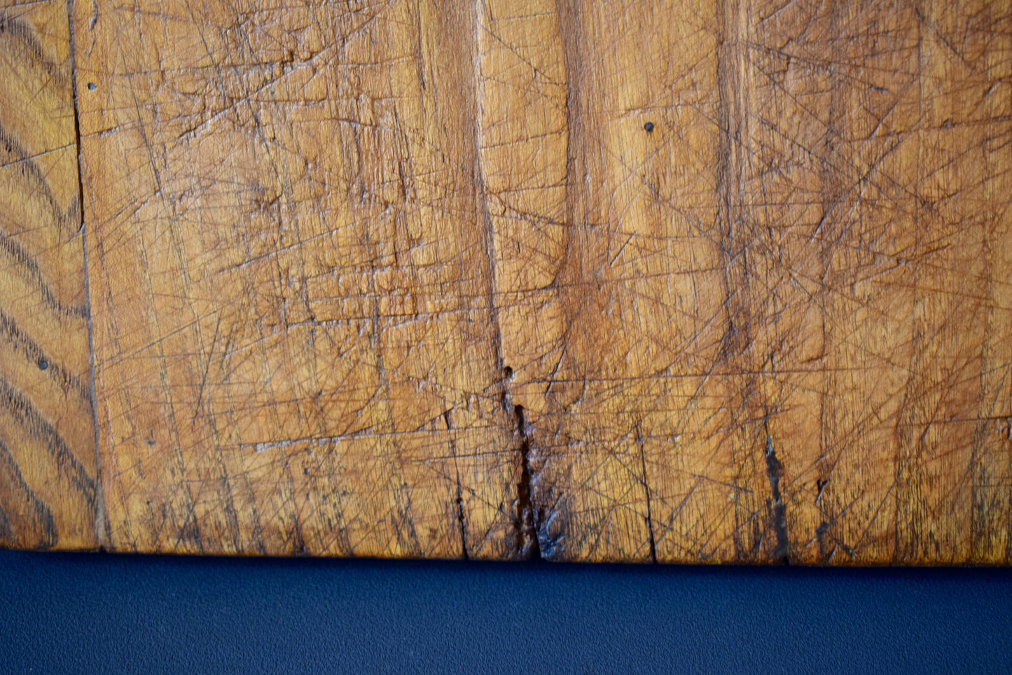 Chopping Block - Charmantiques