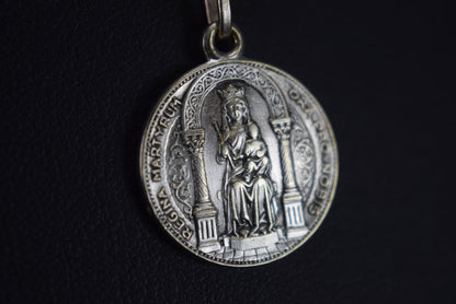 Médaille St Georges Reine Martyre