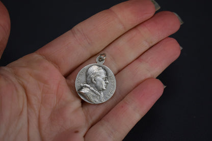 Holy Year 1933 Pendant